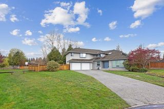Photo 2: 15541 58A Avenue in Surrey: Sullivan Station House for sale : MLS®# R2870594