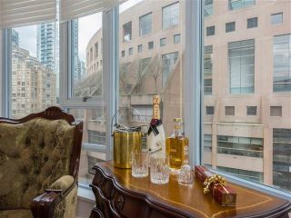 Photo 12: 709 788 HAMILTON Street in Vancouver: Downtown VW Condo for sale (Vancouver West)  : MLS®# R2149206
