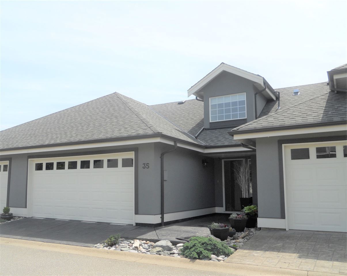 Main Photo: 35 2068 WINFIELD Drive in Abbotsford: Abbotsford East Townhouse for sale in "Summit" : MLS®# R2375475