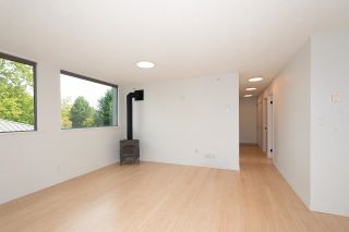 Photo 8: 506 2483 YEW Street in Vancouver: Kitsilano Condo for sale in "NEW POINTE TERRACE" (Vancouver West)  : MLS®# R2820403