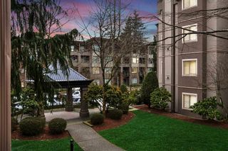 Photo 14: 210A 2615 JANE Street in Port Coquitlam: Central Pt Coquitlam Condo for sale in "BURLEIGH GREEN" : MLS®# R2340367