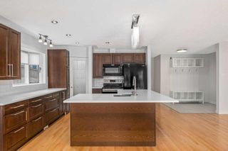 Photo 6: 422 Hendon Drive NW in Calgary: Highwood Detached for sale : MLS®# A2130281