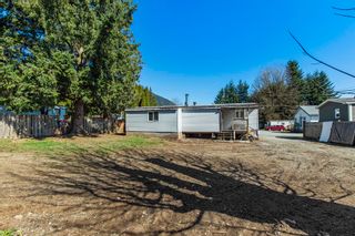 Photo 2: 2 41711 TAYLOR Road in Mission: Dewdney Deroche Manufactured Home for sale in "Kelly Estates" : MLS®# R2862876