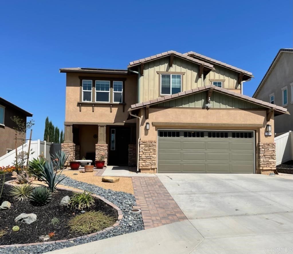 Main Photo: 464 Calabrese in Fallbrook: Residential for sale (92028 - Fallbrook)  : MLS®# NDP2203666