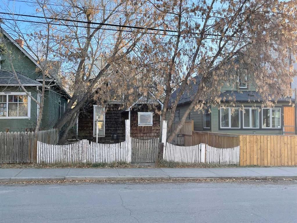Main Photo: 56 6 Street NE in Calgary: Bridgeland/Riverside Detached for sale : MLS®# A2090590
