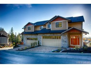 Photo 1: 17 614 Granrose Terr in VICTORIA: Co Latoria Row/Townhouse for sale (Colwood)  : MLS®# 728375