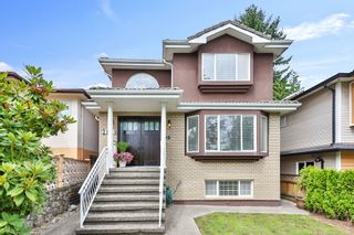 Photo 1: 2849 E 6TH Avenue in Vancouver: Renfrew VE House for sale (Vancouver East)  : MLS®# R2802256