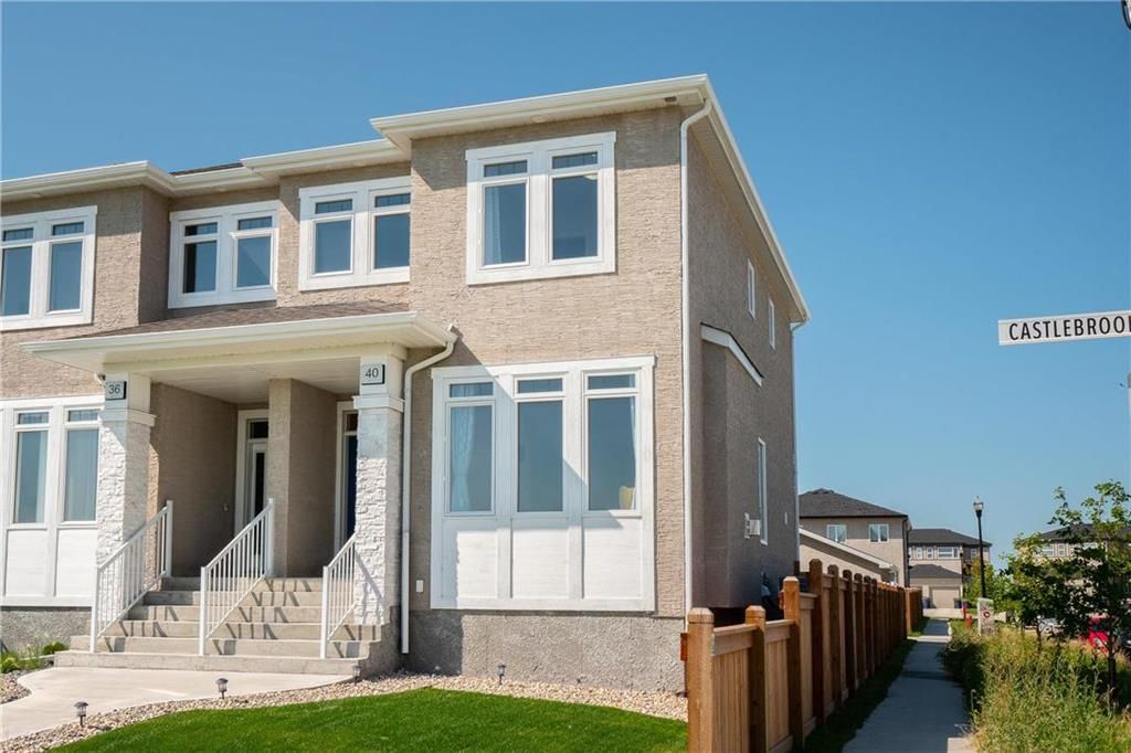 Main Photo: 40 Castlebrook Drive in Winnipeg: Prairie Pointe Residential for sale (1R)  : MLS®# 202219262