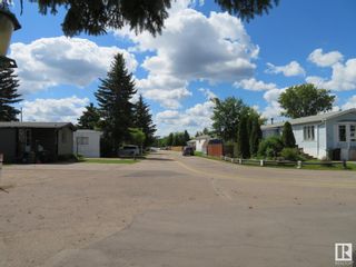 Photo 34: 2330 West Port Close in Edmonton: Zone 59 Mobile for sale : MLS®# E4394041