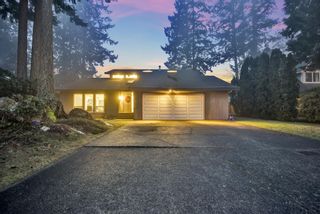 Photo 2: 1989 AMBLE GREENE Drive in Surrey: Crescent Bch Ocean Pk. House for sale (South Surrey White Rock)  : MLS®# R2643037
