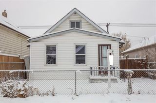 Photo 1: 1441 Pacific Avenue in Winnipeg: Weston Residential for sale (5D)  : MLS®# 202227639