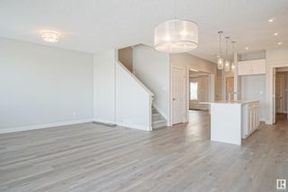 Photo 3: 18139 70 Street in Edmonton: Zone 28 House for sale : MLS®# E4368509