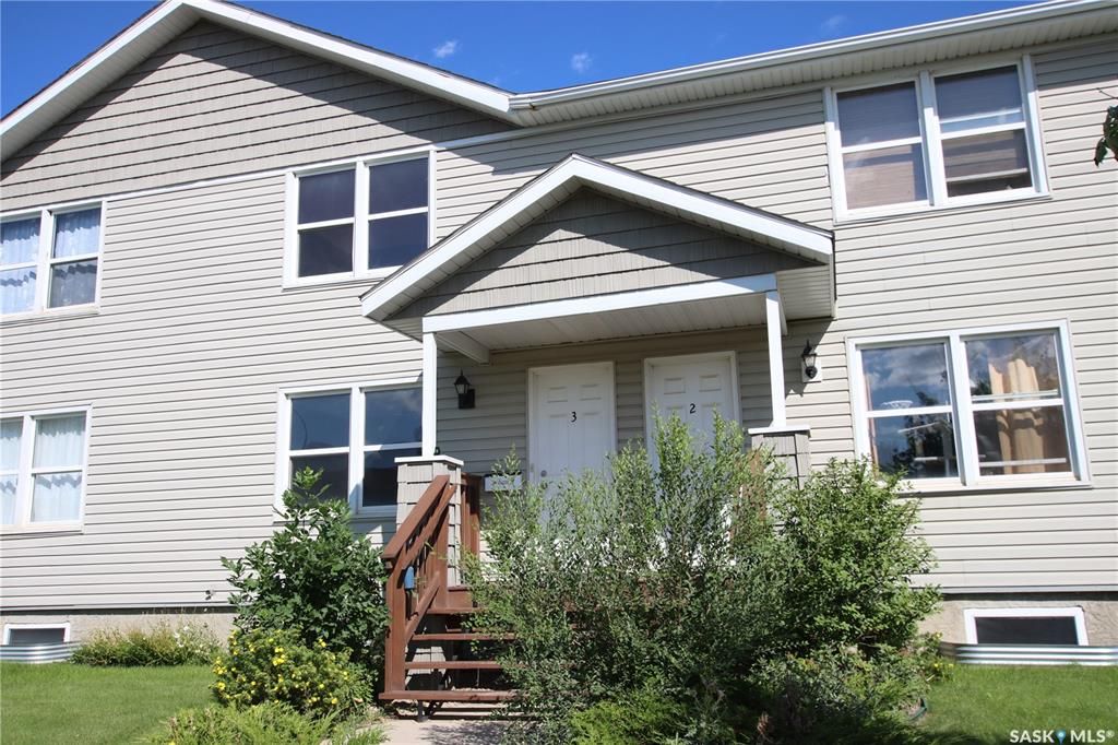 Main Photo: 3 209 Camponi Place in Saskatoon: Fairhaven Residential for sale : MLS®# SK866779