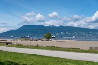 Photo 18: 408 2234 W 1ST Avenue in Vancouver: Kitsilano Condo for sale in "Ocean Villa" (Vancouver West)  : MLS®# R2751550