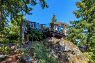 FEATURED LISTING: 2281 Henlyn Dr Sooke