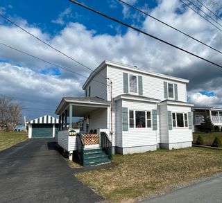 Photo 1: 92 Victoria Street in Springhill: 102S-South of Hwy 104, Parrsboro Residential for sale (Northern Region)  : MLS®# 202407487