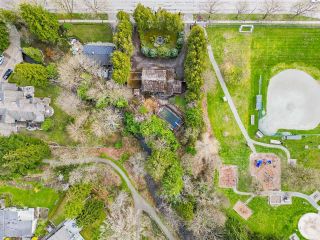 Photo 7: 7691 GOVERNMENT Road in Burnaby: Government Road House for sale in "GOVERNMENT ROAD AREA" (Burnaby North)  : MLS®# R2770829