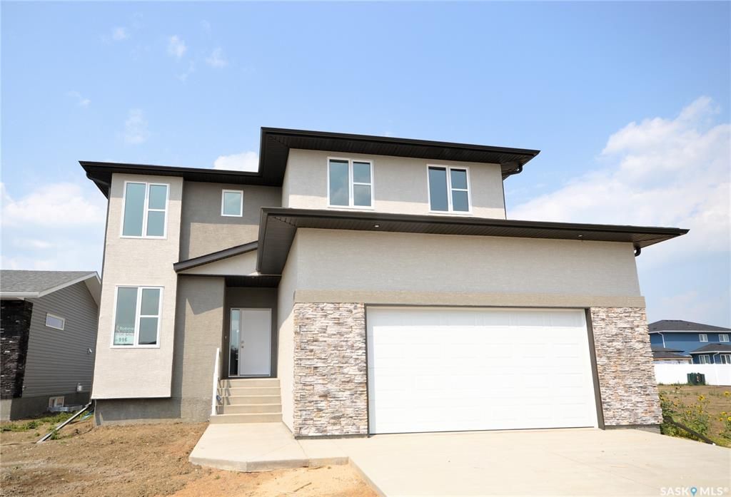 Main Photo: 996 Maplewood Drive in Moose Jaw: VLA/Sunningdale Residential for sale : MLS®# SK938496