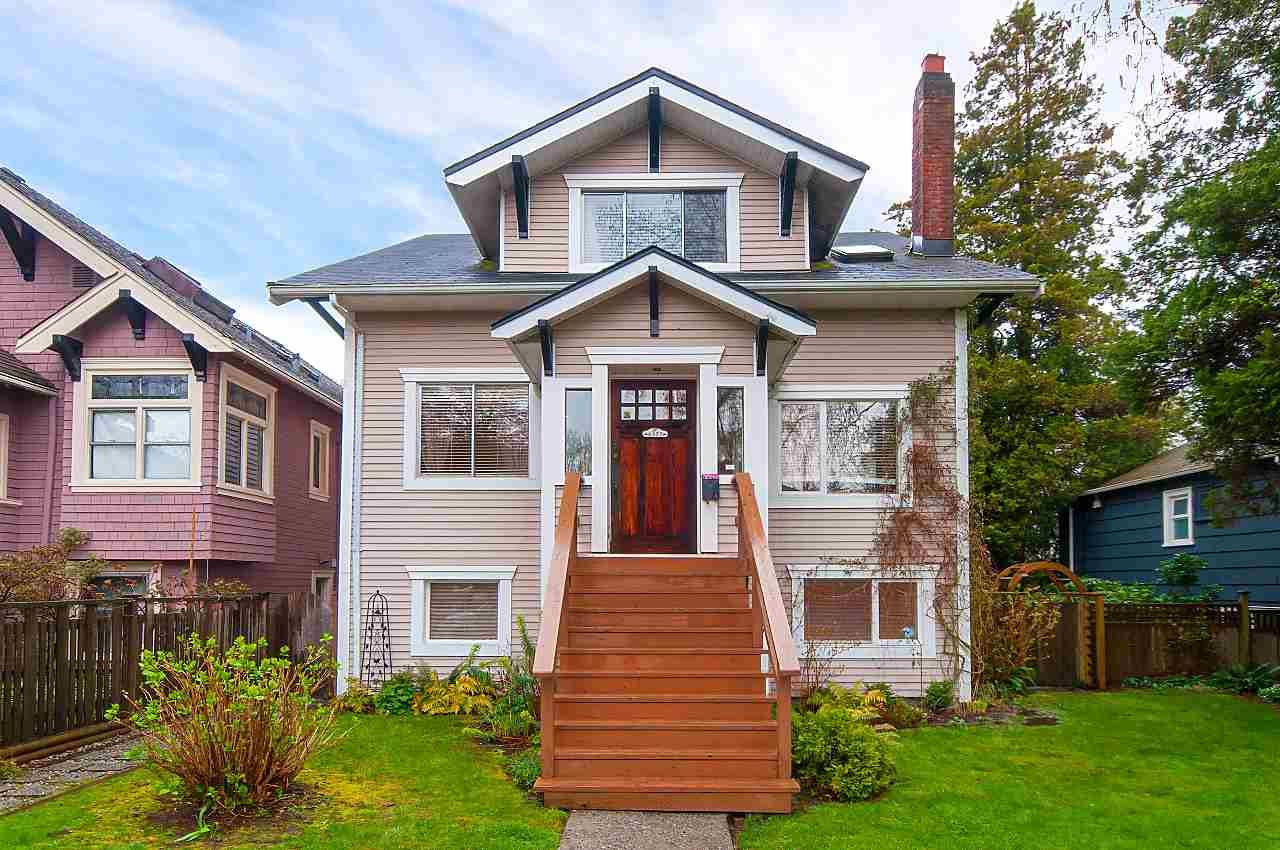 Main Photo: 4377 W 14TH Avenue in Vancouver: Point Grey House for sale (Vancouver West)  : MLS®# R2450848