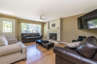 Photo 4: 4096 205A Street in Langley: Brookswood Langley House for sale in "BROOKSWOOD" : MLS®# R2781949
