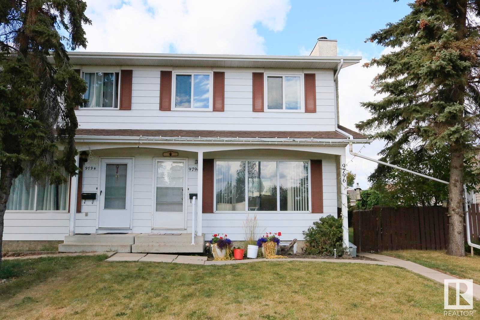 Main Photo: 9796 182 Street in Edmonton: Zone 20 House Half Duplex for sale : MLS®# E4312994