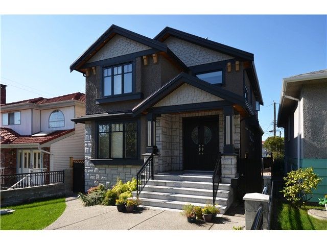 Main Photo: 7229 FLEMING ST in Vancouver: Fraserview VE House for sale (Vancouver East)  : MLS®# V1088014