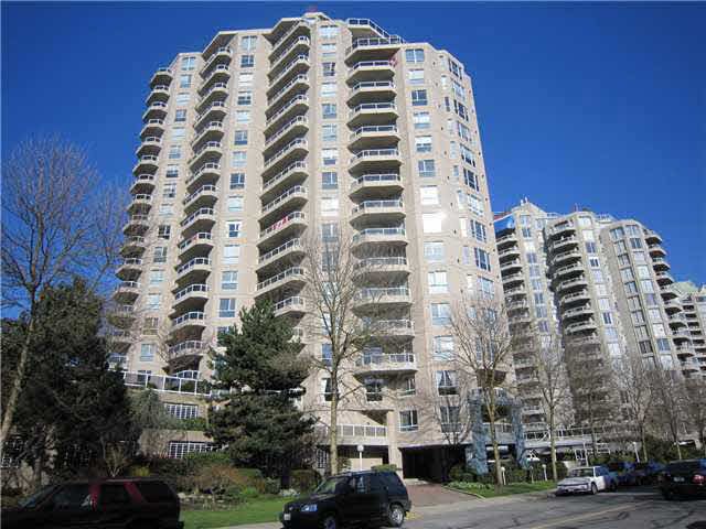 Main Photo: 1405 1185 Quayside Drive in New Westminster: Quay Condo for sale : MLS®# V884837