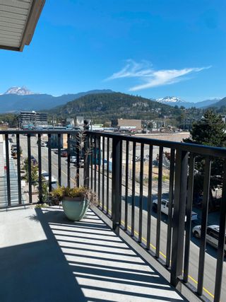 Photo 4: 310 38003 SECOND Avenue in Squamish: Downtown SQ Condo for sale in "Squamish Pointe" : MLS®# R2727926