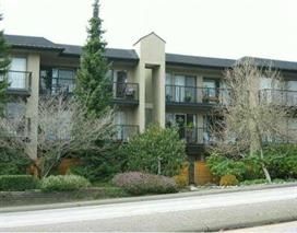 Photo 19: 305 2545 LONSDALE Avenue in North Vancouver: Upper Lonsdale Condo for sale in "The Lexington" : MLS®# R2241136