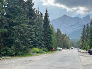 Photo 2: 522 3rd Street: Canmore Detached for sale : MLS®# A2060729