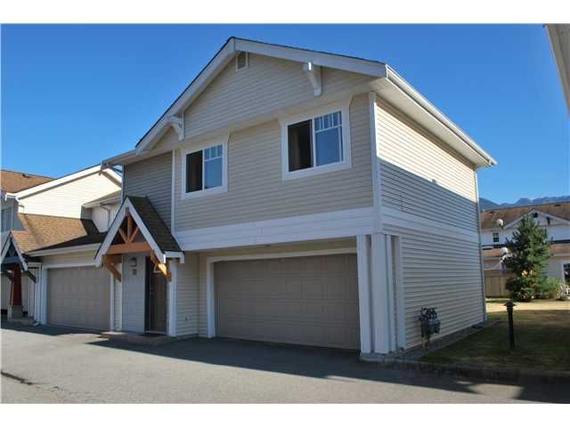 Main Photo: # 70 1821 WILLOW CR in Squamish: Garibaldi Estates Condo for sale : MLS®# V1020274