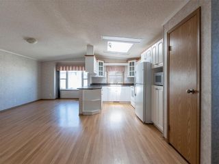 Photo 6: 180 480 Augier Avenue in Winnipeg: St Charles Residential for sale (5G)  : MLS®# 202221294