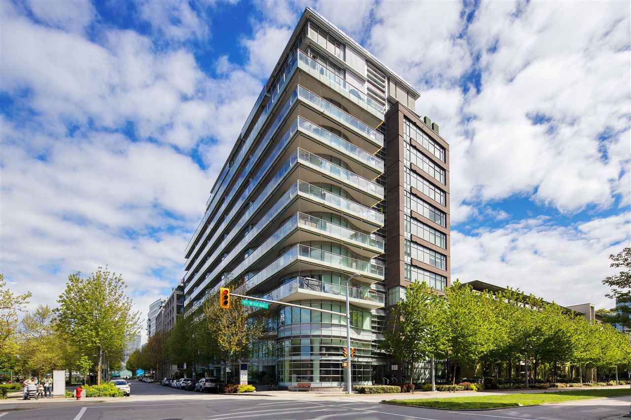 Main Photo: 403 181 W 1ST Avenue in Vancouver: False Creek Condo for sale in "BROOK AT THE VILLAGE AT FALSE CREEK" (Vancouver West)  : MLS®# R2576731