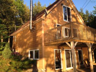 Photo 3: 408 Sherbrooke Lane in Walden: 405-Lunenburg County Residential for sale (South Shore)  : MLS®# 202215758