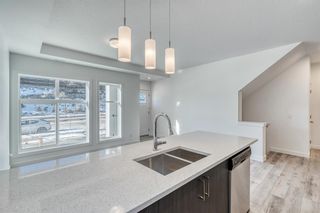 Photo 6: 139 Spring Creek Common SW in Calgary: Springbank Hill Row/Townhouse for sale : MLS®# A2021017