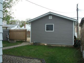 Photo 15: 439 Lariviere Street in WINNIPEG: St Boniface Residential for sale (South East Winnipeg)  : MLS®# 1208961