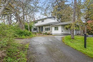 Photo 1: 986 Clatworthy Ave in Saanich: SE Lake Hill House for sale (Saanich East)  : MLS®# 899509