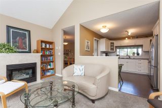 Photo 4: 84 4001 OLD CLAYBURN Road in Abbotsford: Abbotsford East Townhouse for sale in "CEDAR SPRINGS" : MLS®# R2356497