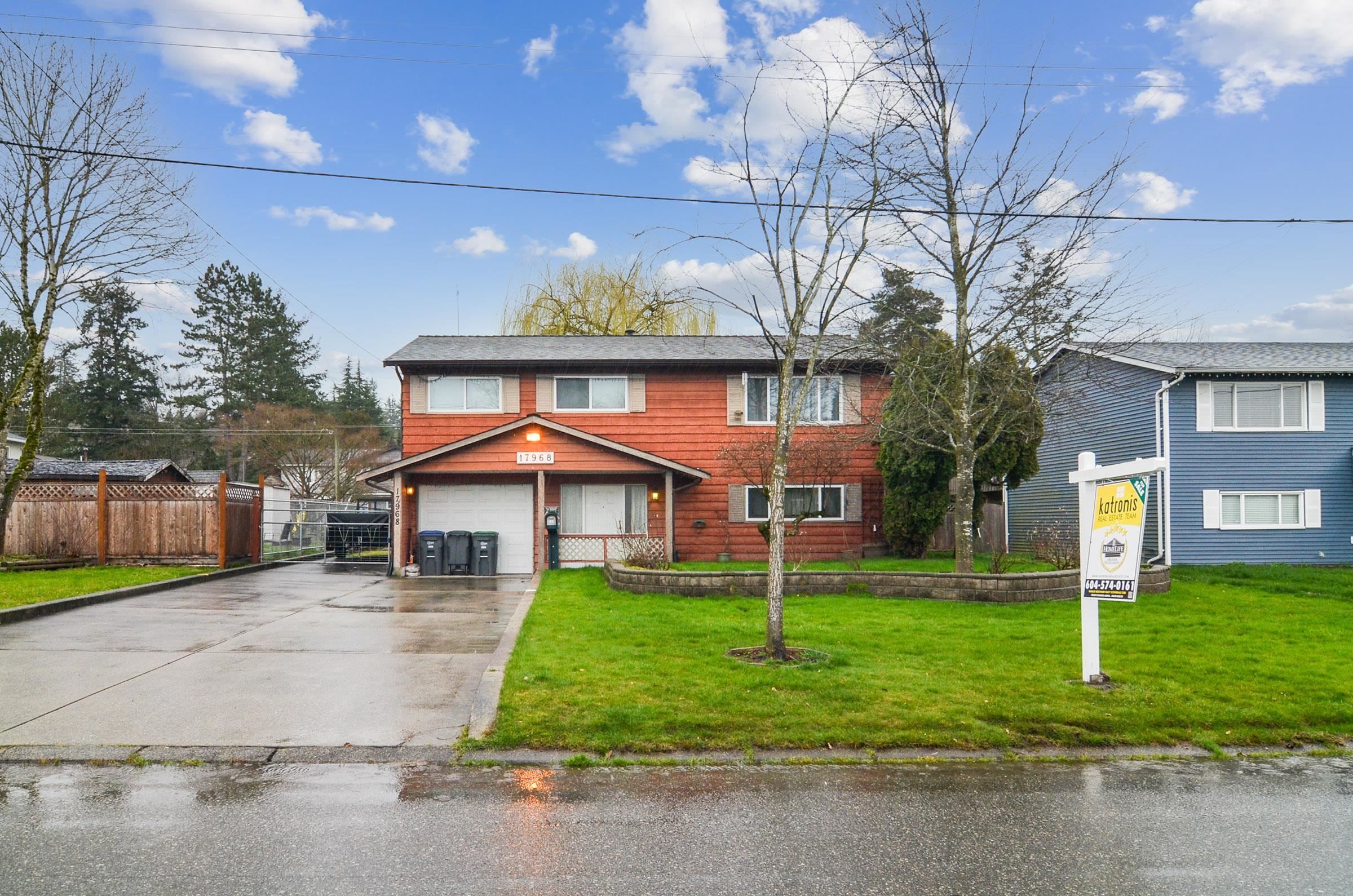 Main Photo: 17968 SHANNON Place in Surrey: Cloverdale BC House for sale (Cloverdale)  : MLS®# R2664583
