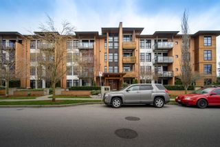 Photo 1: 201 220 SALTER Street in New Westminster: Queensborough Condo for sale : MLS®# R2557447