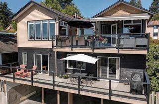 Photo 3: 556 SEAVIEW Road in Gibsons: Gibsons & Area House for sale (Sunshine Coast)  : MLS®# R2826207