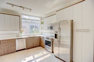 Photo 5: 106 7533 GILLEY Avenue in Burnaby: Metrotown Townhouse for sale (Burnaby South)  : MLS®# R2723206