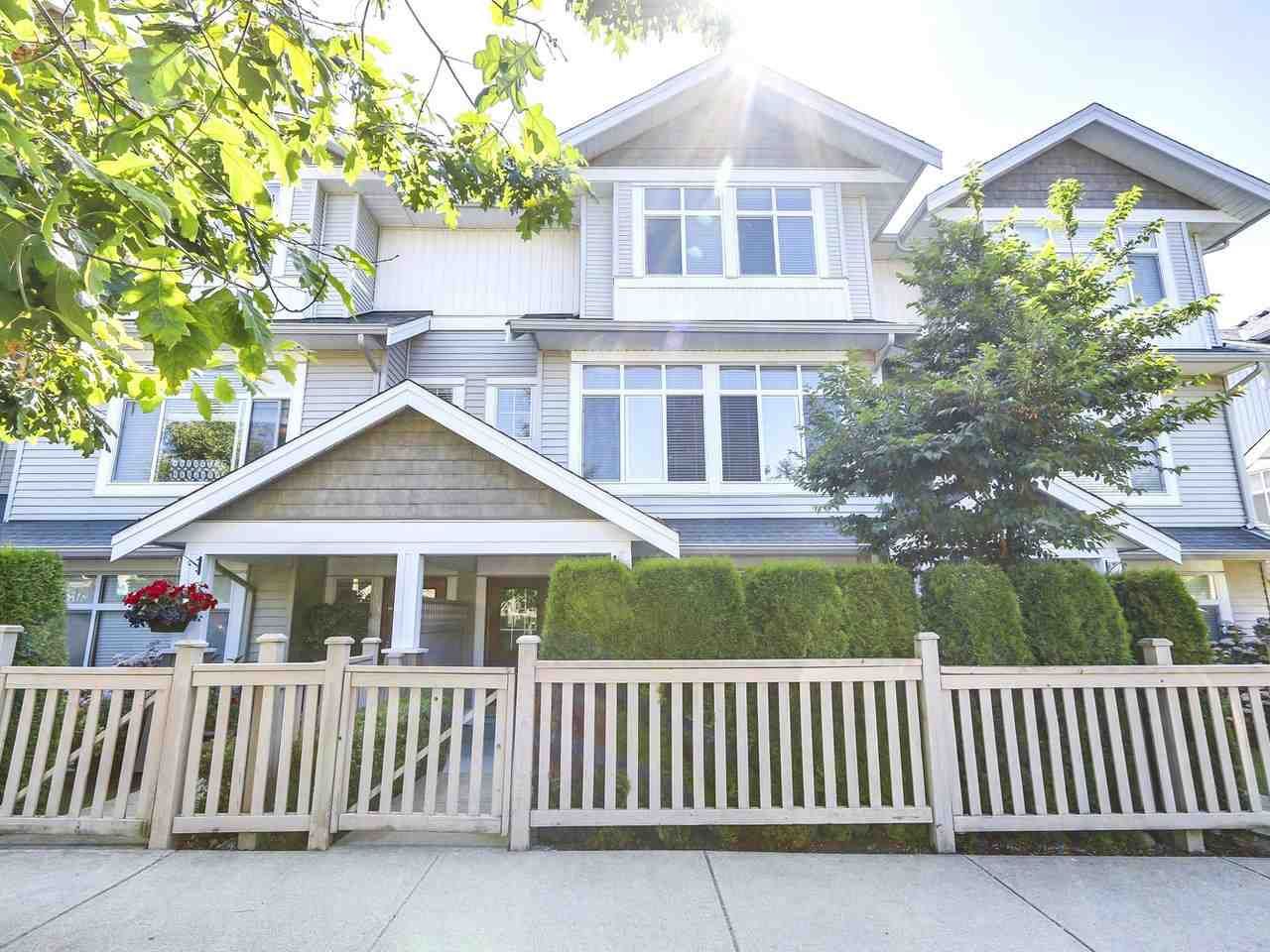 Main Photo: 43 19330 69 AVENUE in Surrey: Clayton Townhouse for sale (Cloverdale)  : MLS®# R2185704
