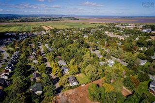 Photo 18: 21 Hillcrest Avenue in Wolfville: 404-Kings County Residential for sale (Annapolis Valley)  : MLS®# 202124195
