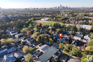 Photo 3: 9120 78 Avenue in Edmonton: Zone 17 House for sale : MLS®# E4377472
