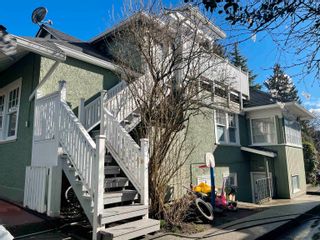 Photo 2: 2565 W 2ND Avenue in Vancouver: Kitsilano House for sale (Vancouver West)  : MLS®# R2759419