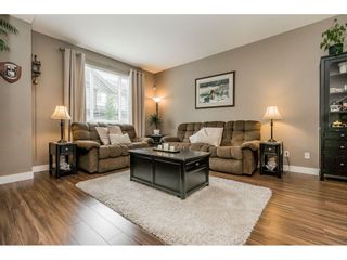 Photo 3: 40 4967 220 Street in Langley: Murrayville Townhouse for sale in "Winchester" : MLS®# R2393390