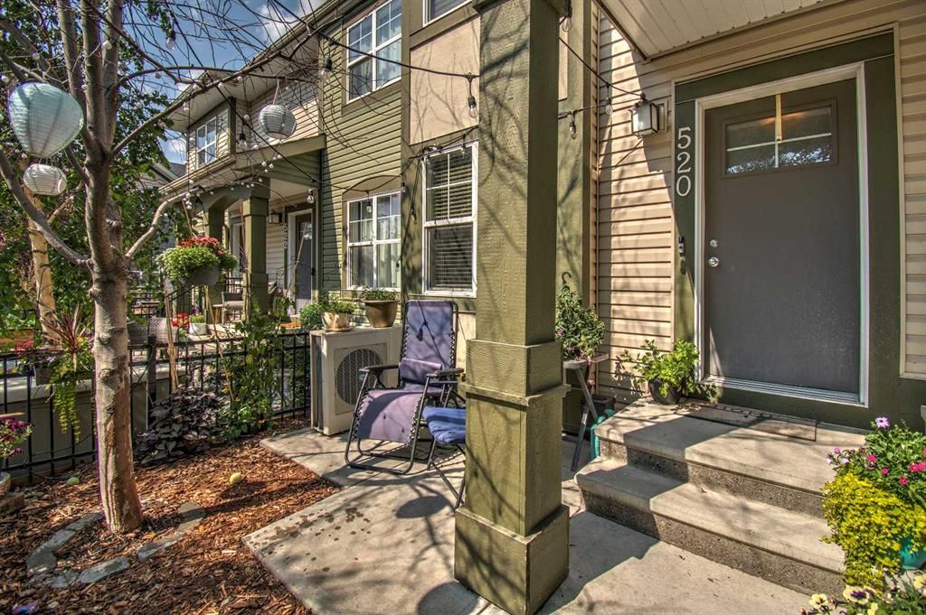 Main Photo: 520 Mckenzie Towne Square SE in Calgary: McKenzie Towne Row/Townhouse for sale : MLS®# A2062526