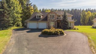 Photo 1: 9157 SUNSET Place in Prince George: Nechako Ridge House for sale in "Nechako Bench" (PG City North)  : MLS®# R2815571