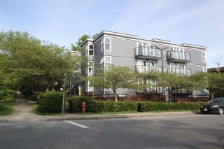 Photo 2: 302 2212 OXFORD Street in Vancouver: Hastings Condo for sale in "City View Place" (Vancouver East)  : MLS®# R2370060
